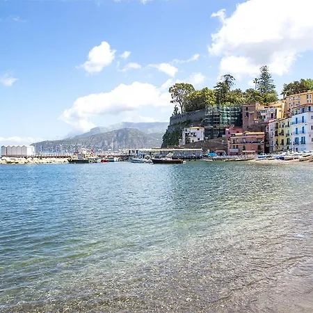 La Quiete A Un Passo Dal Centro Διαμέρισμα Σορέντο